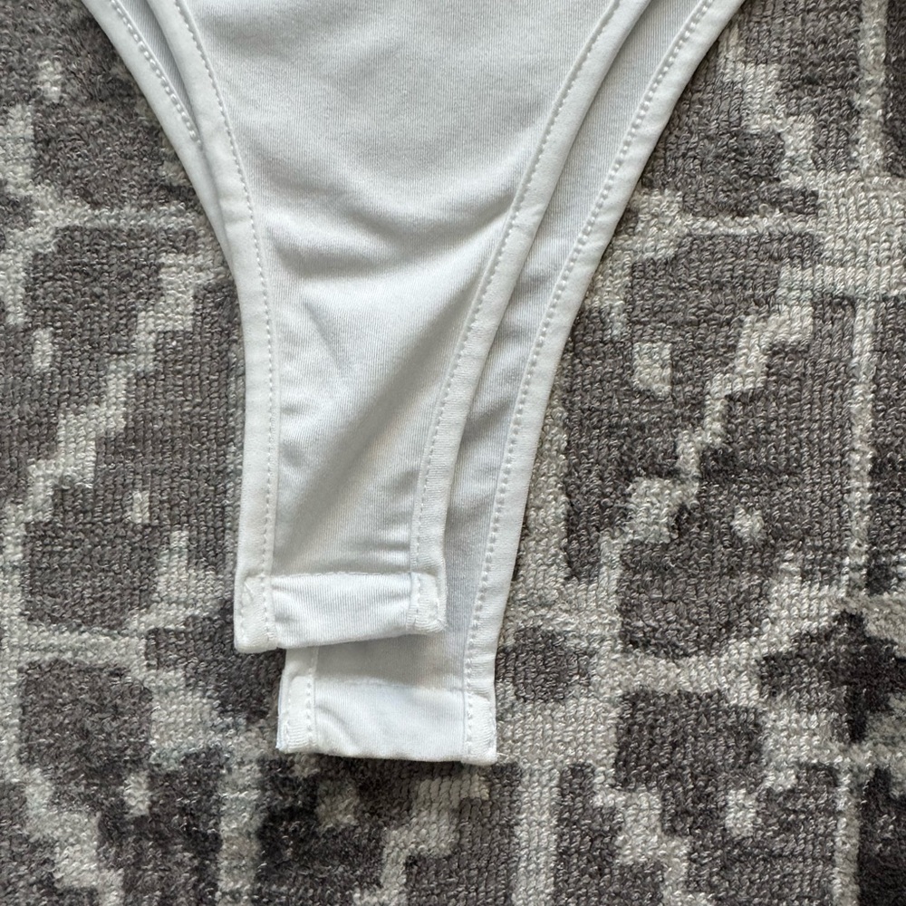 Soft White Woman’s Bodysuit Shoulder Cutout Fitted - Picture 4 of 10